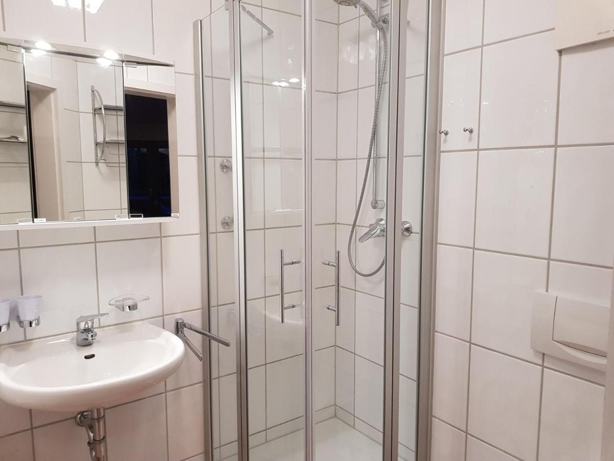 Ferienwohnung 14 im Fischerhaus mit Balkon Sellin  Exterior foto